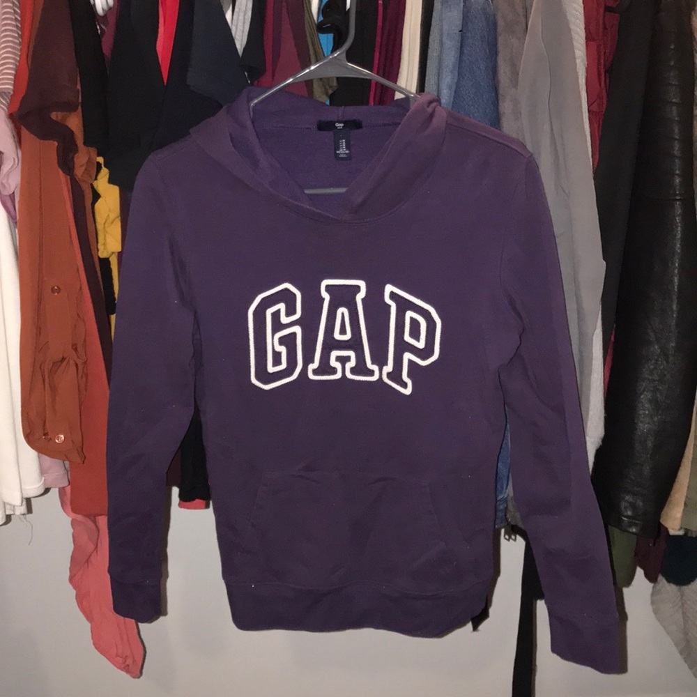 Gap Purple Hoodie it fits  a small person